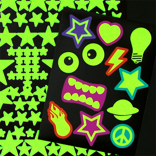 GLOW IN DARK